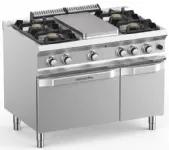 Fourneau 4 feux vifs avec plaque mijotage sur four gaz MBM - DOMINA PRO 700